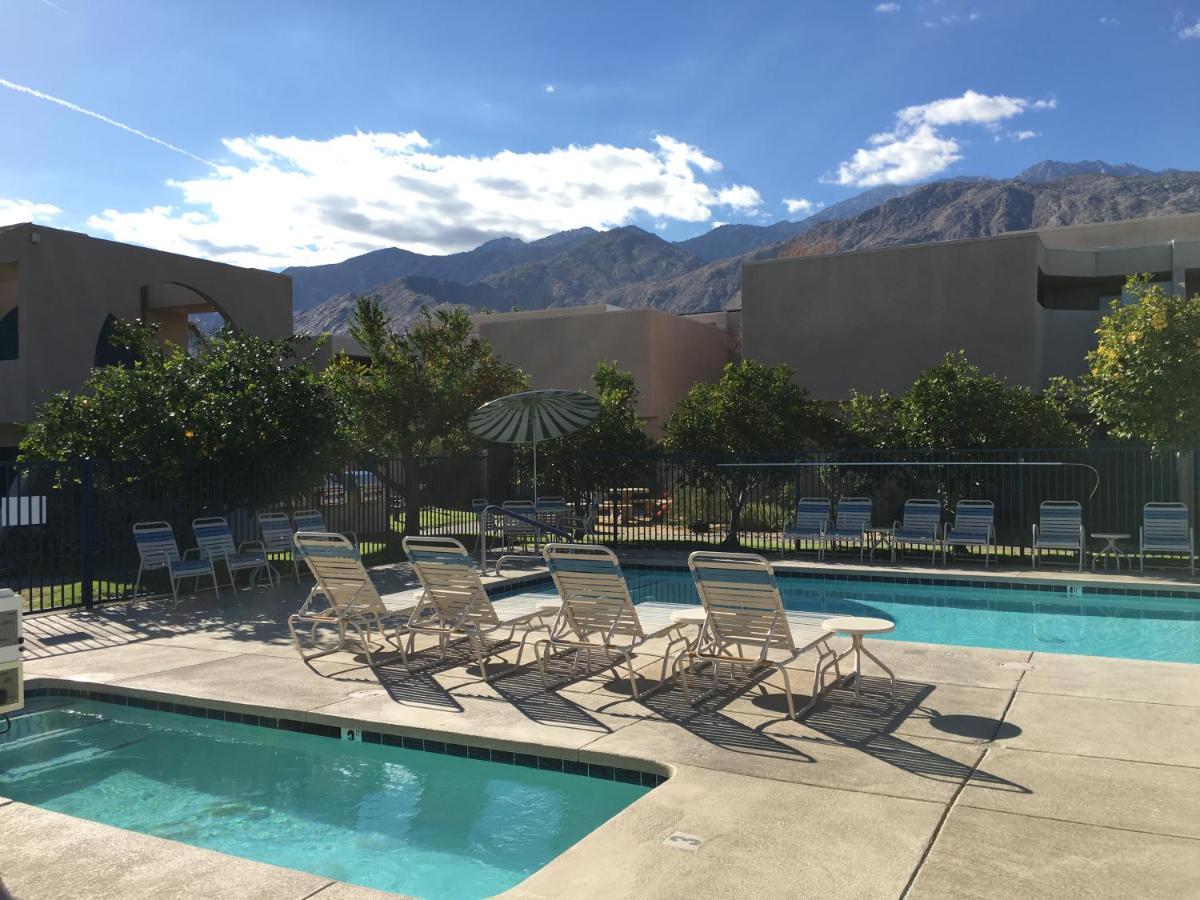 Getaways At Vista Mirage Resort Palm Springs Exterior photo